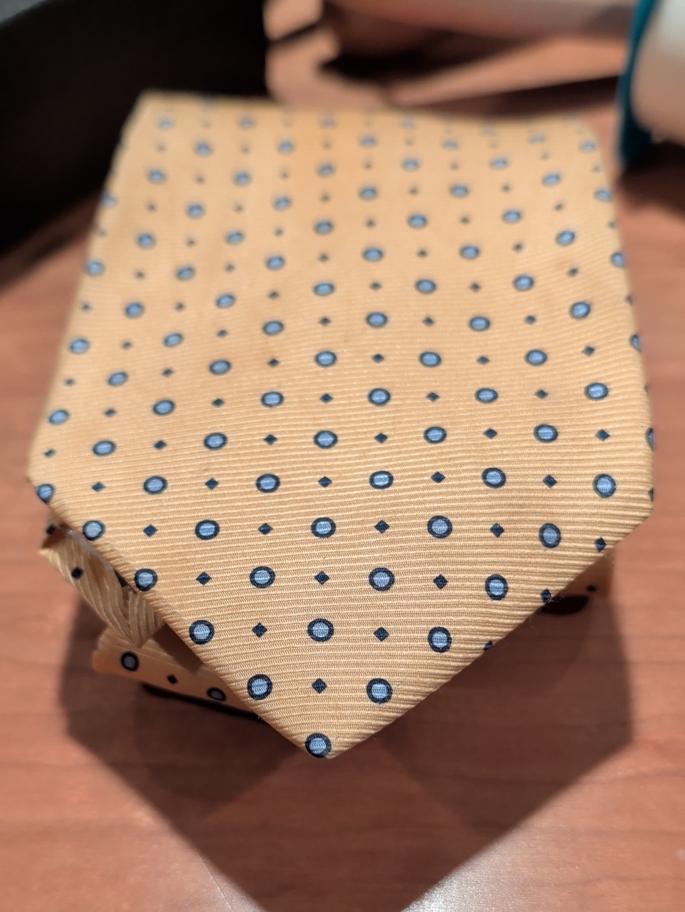 Yellow Patterned Men's Silk Tie - Blue Grey Ring Design